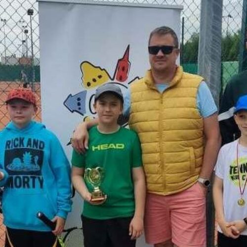 Młodzi tenisiści rozegrali turniej z okazji Dnia Dziecka